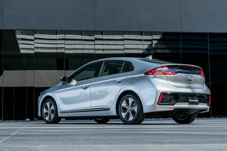  Hyundai IONIQ electric (AE) 2016 года  (NA) (фото 21 из 41)